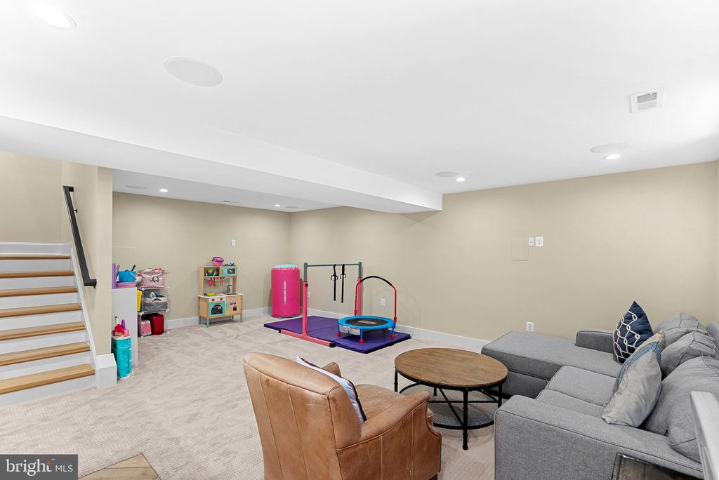 26 S PARK DRIVE
