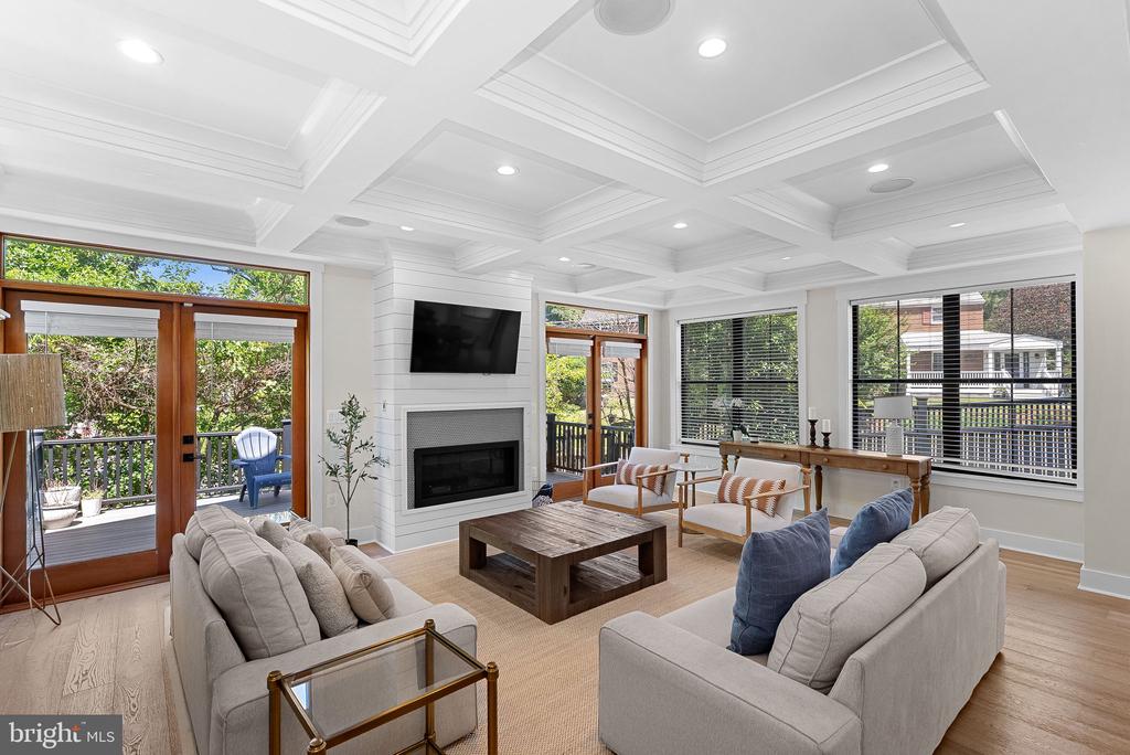 26 S PARK DRIVE