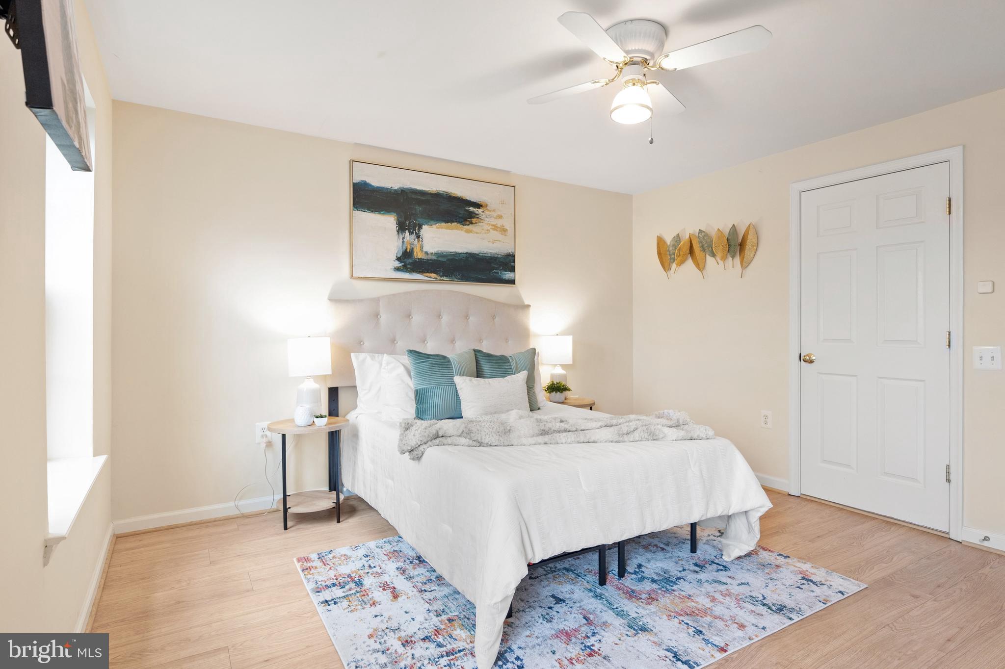 1424 ROUNDHOUSE LANE 85