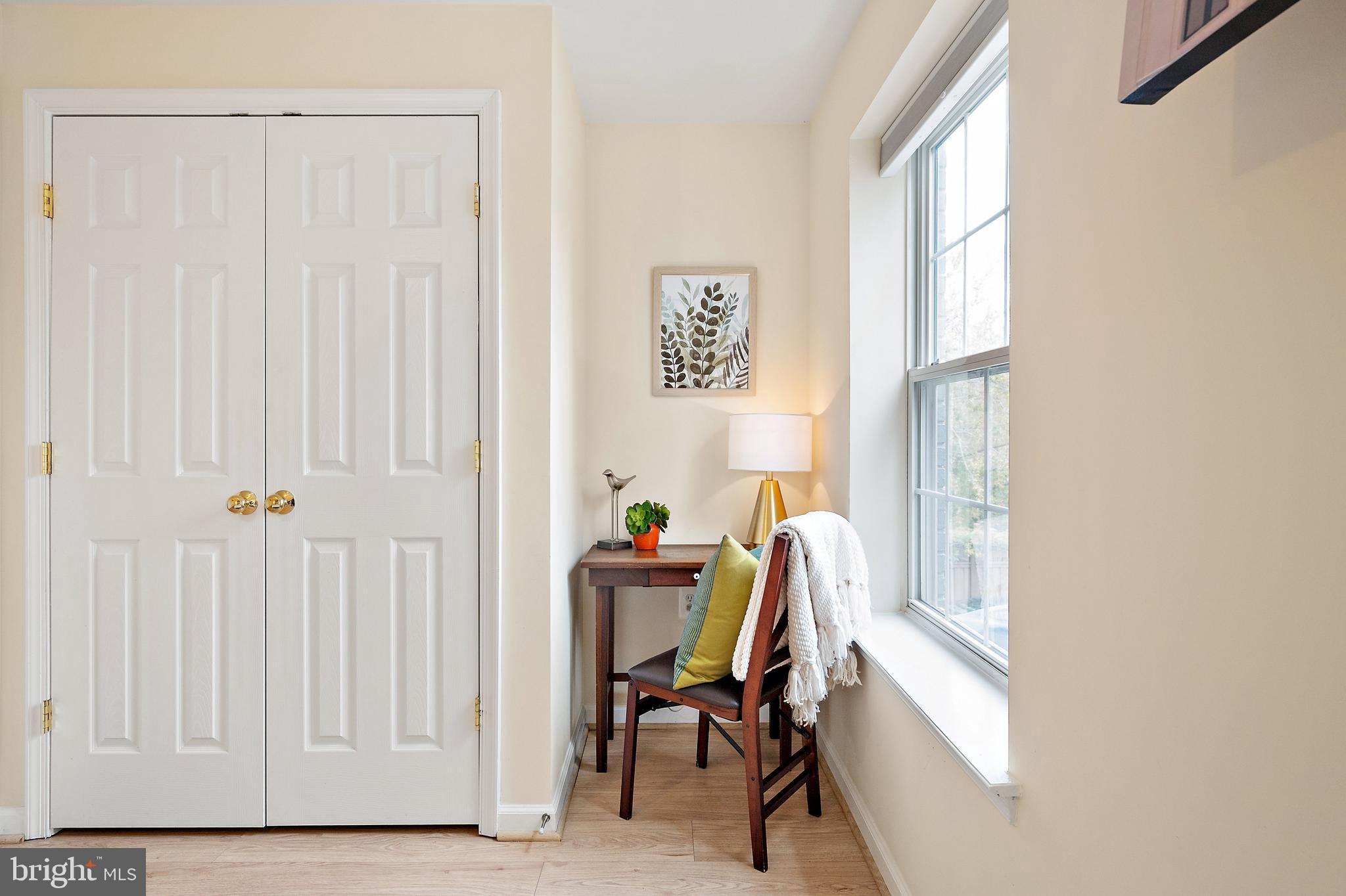 1424 ROUNDHOUSE LANE 85