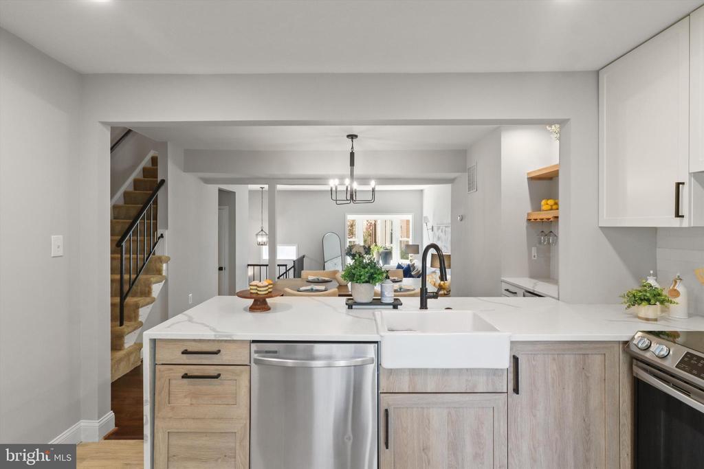 3812 BRIGHTON COURT