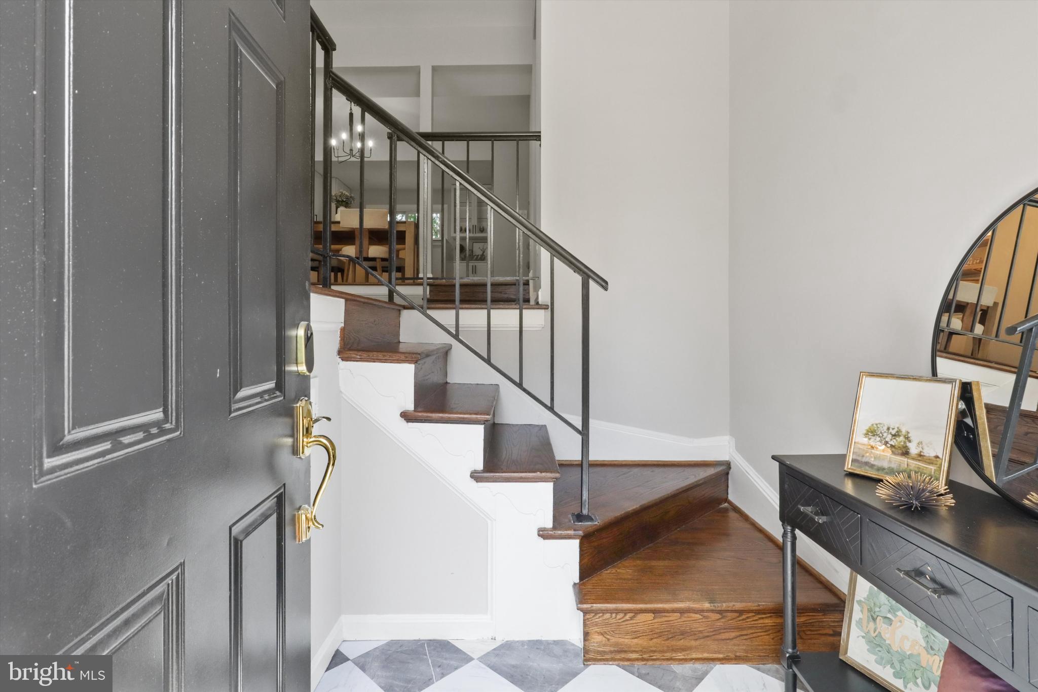 3812 BRIGHTON COURT