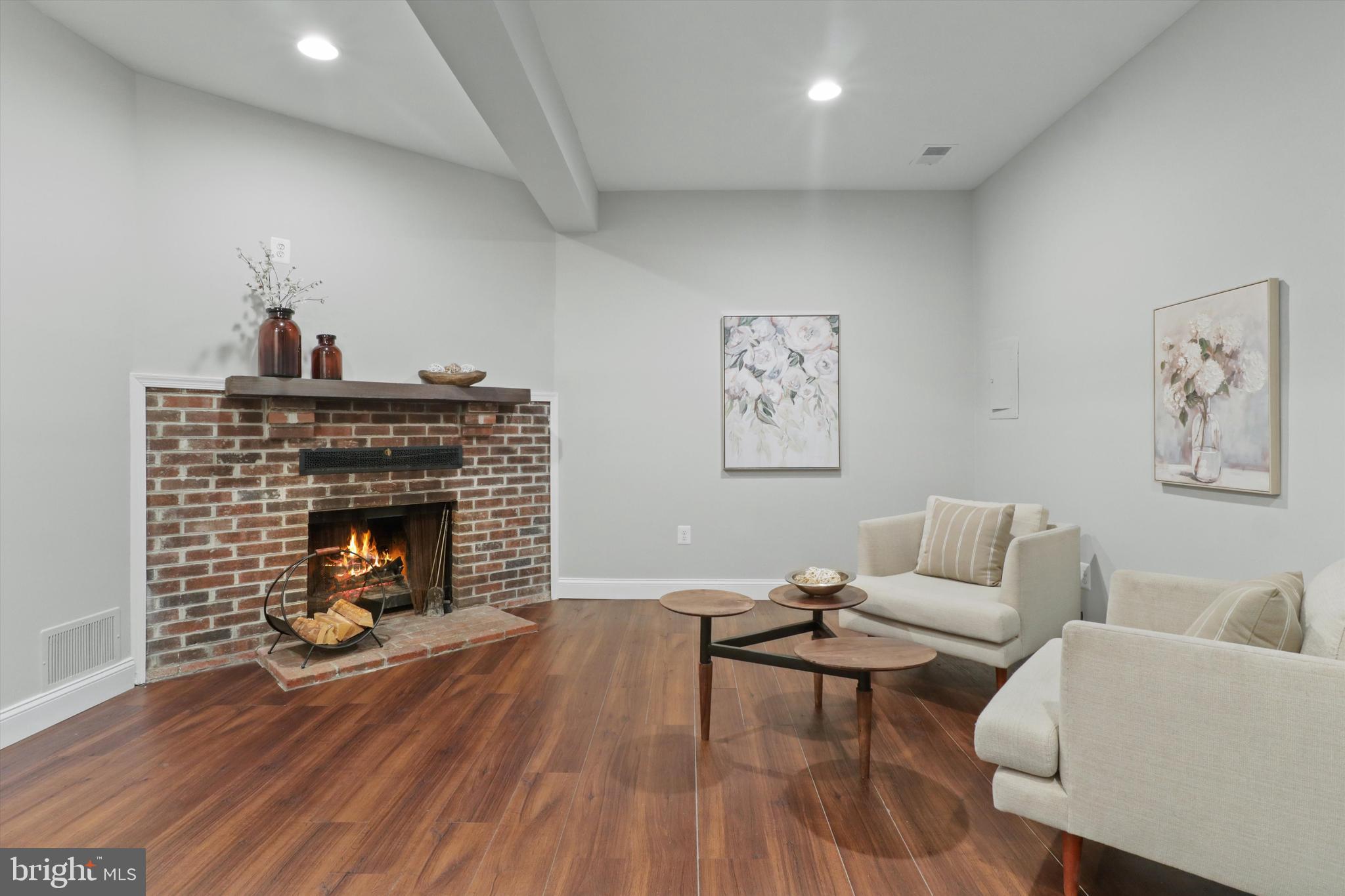 3812 BRIGHTON COURT