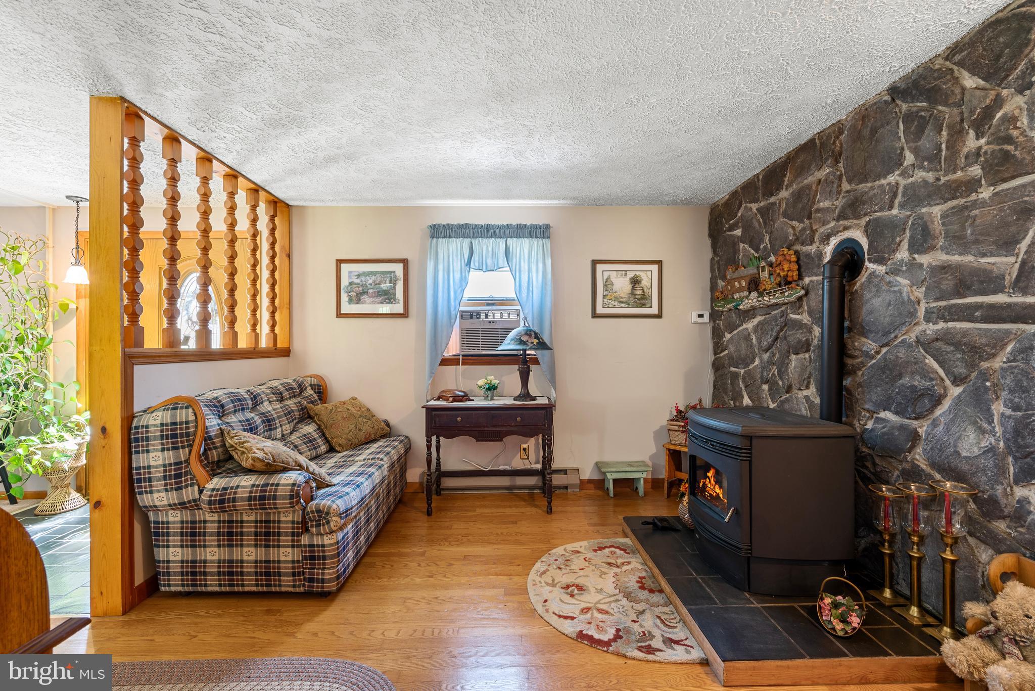 1256 RUSSELL ROAD