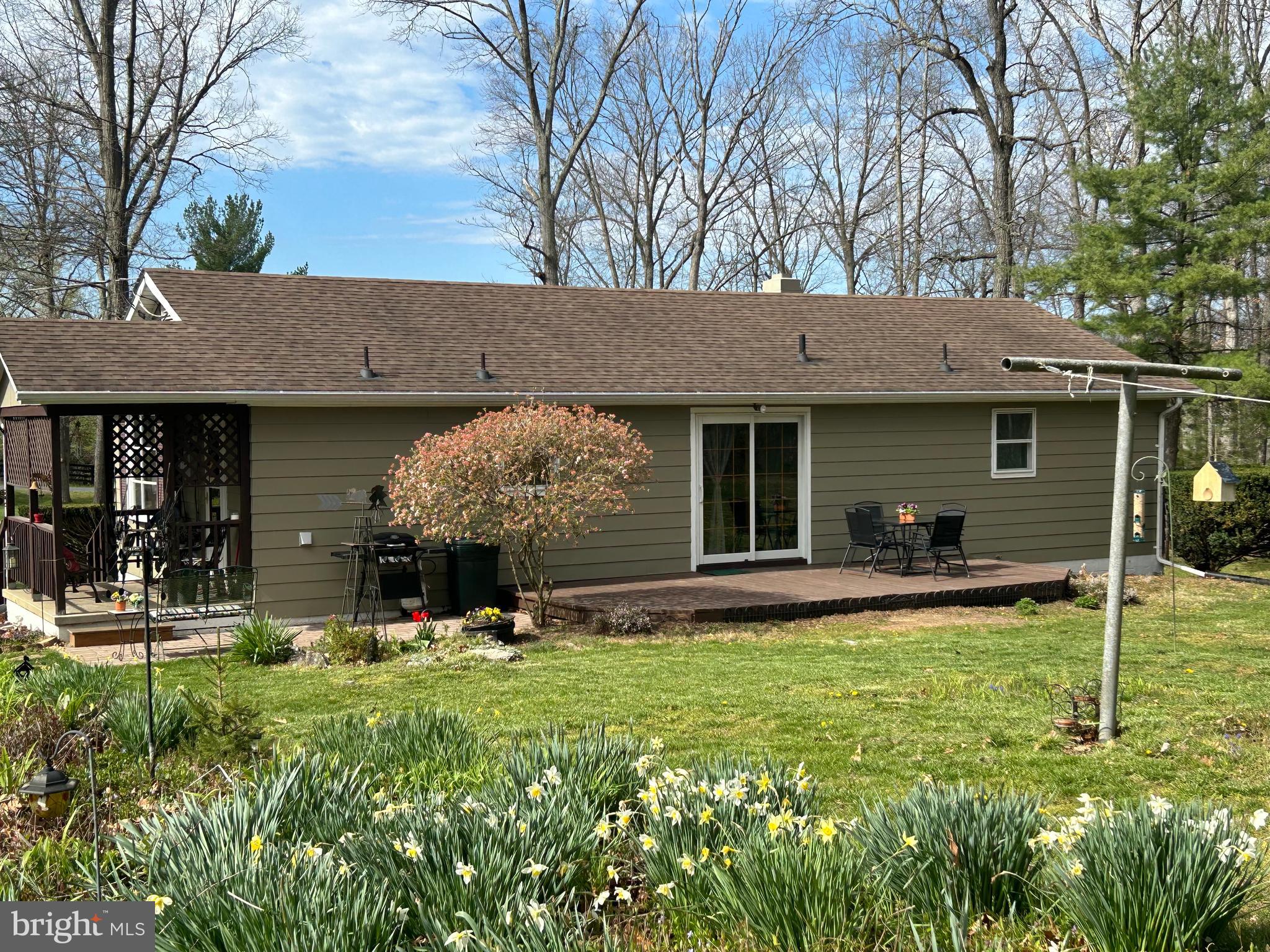 1256 RUSSELL ROAD