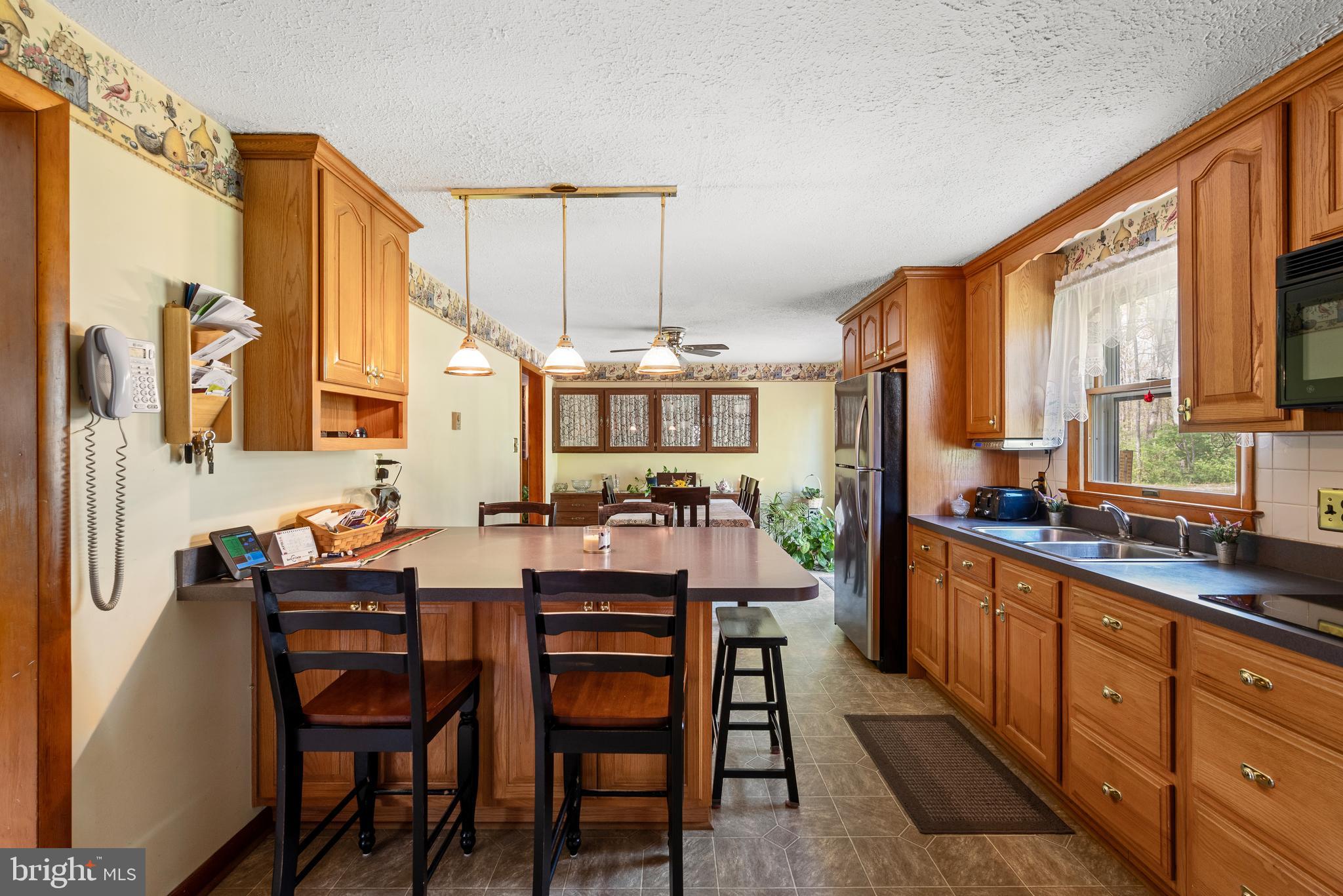 1256 RUSSELL ROAD