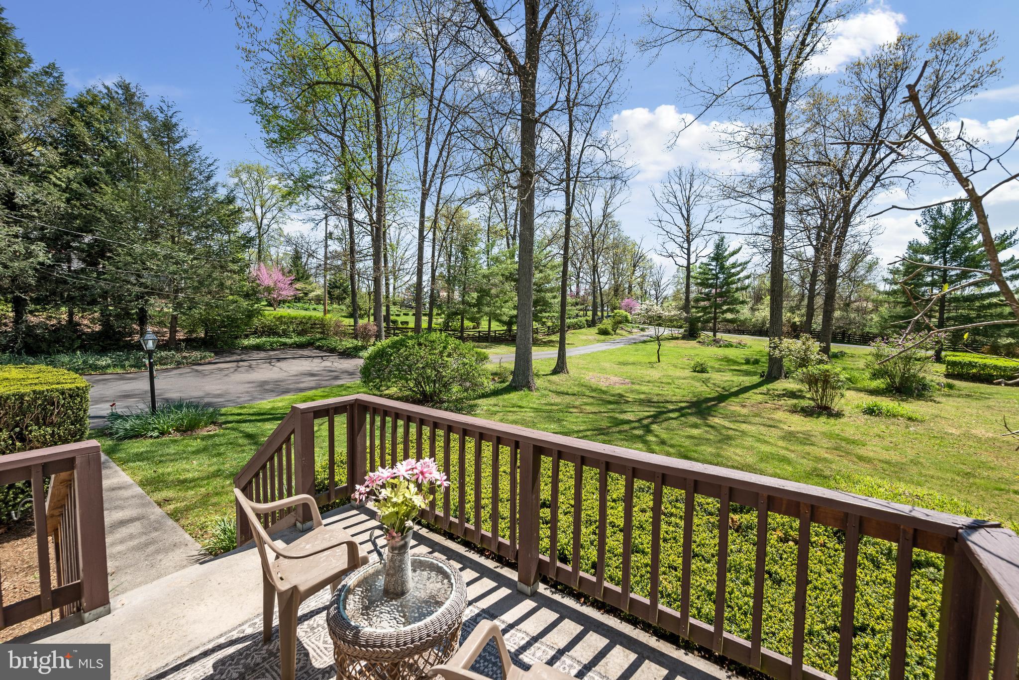 1256 RUSSELL ROAD