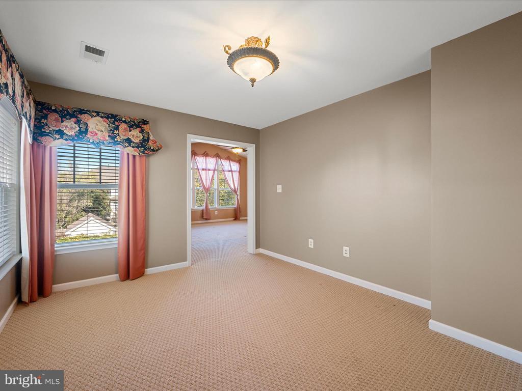513 BLOSSOM DRIVE
