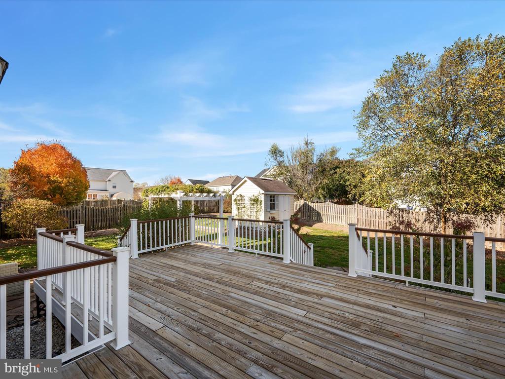 513 BLOSSOM DRIVE