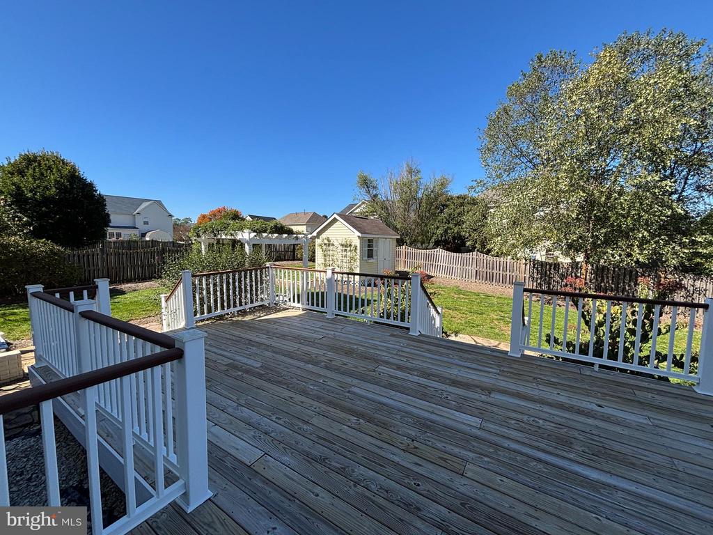 513 BLOSSOM DRIVE
