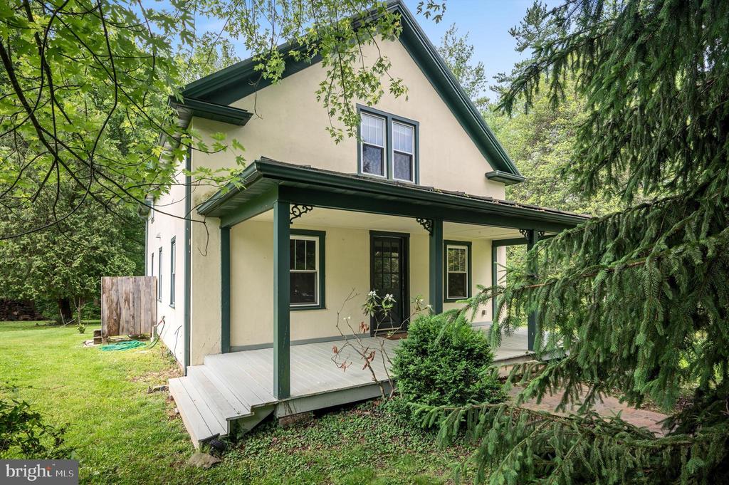616 PINE GROVE ROAD