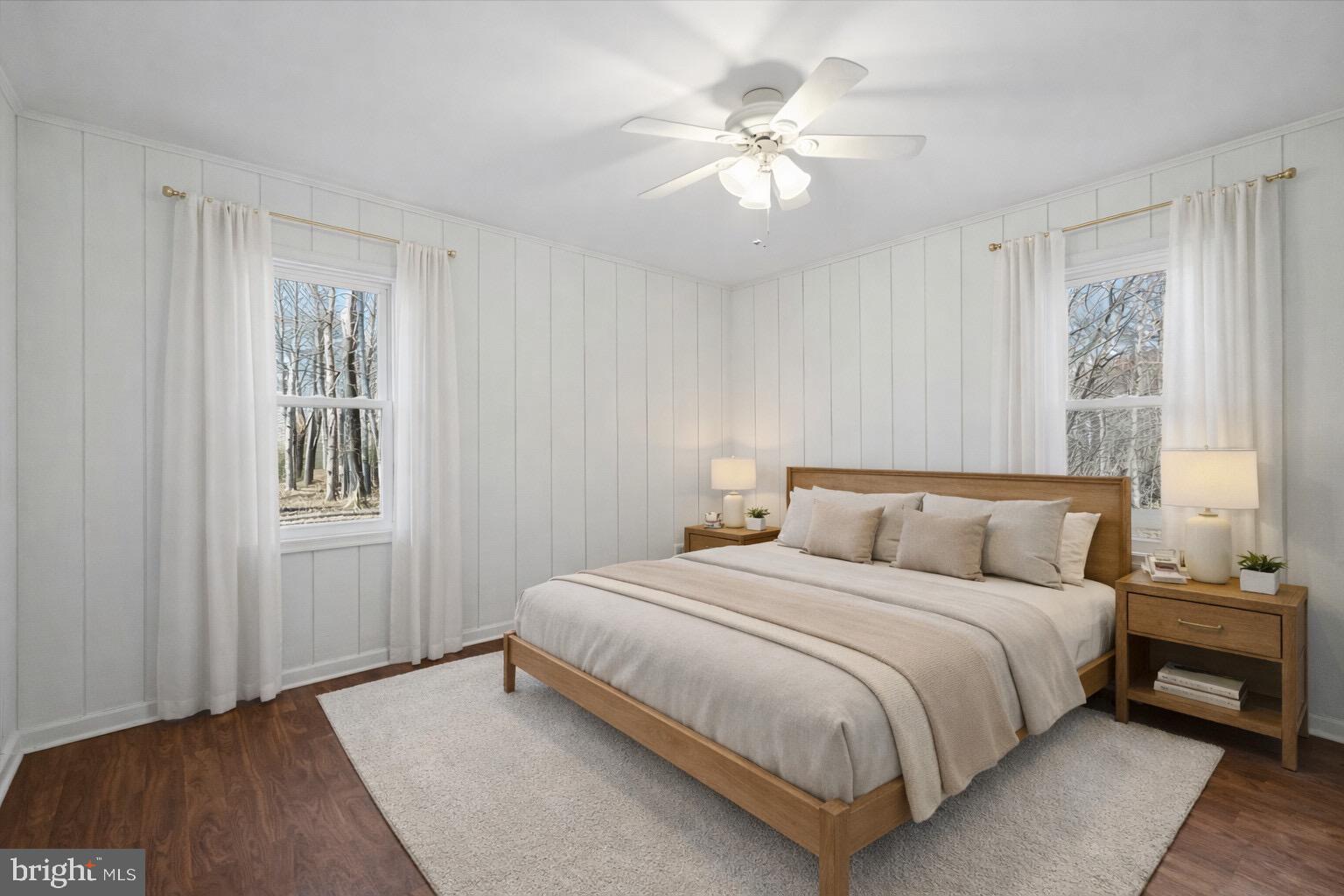 558 HEMLOCK LANE