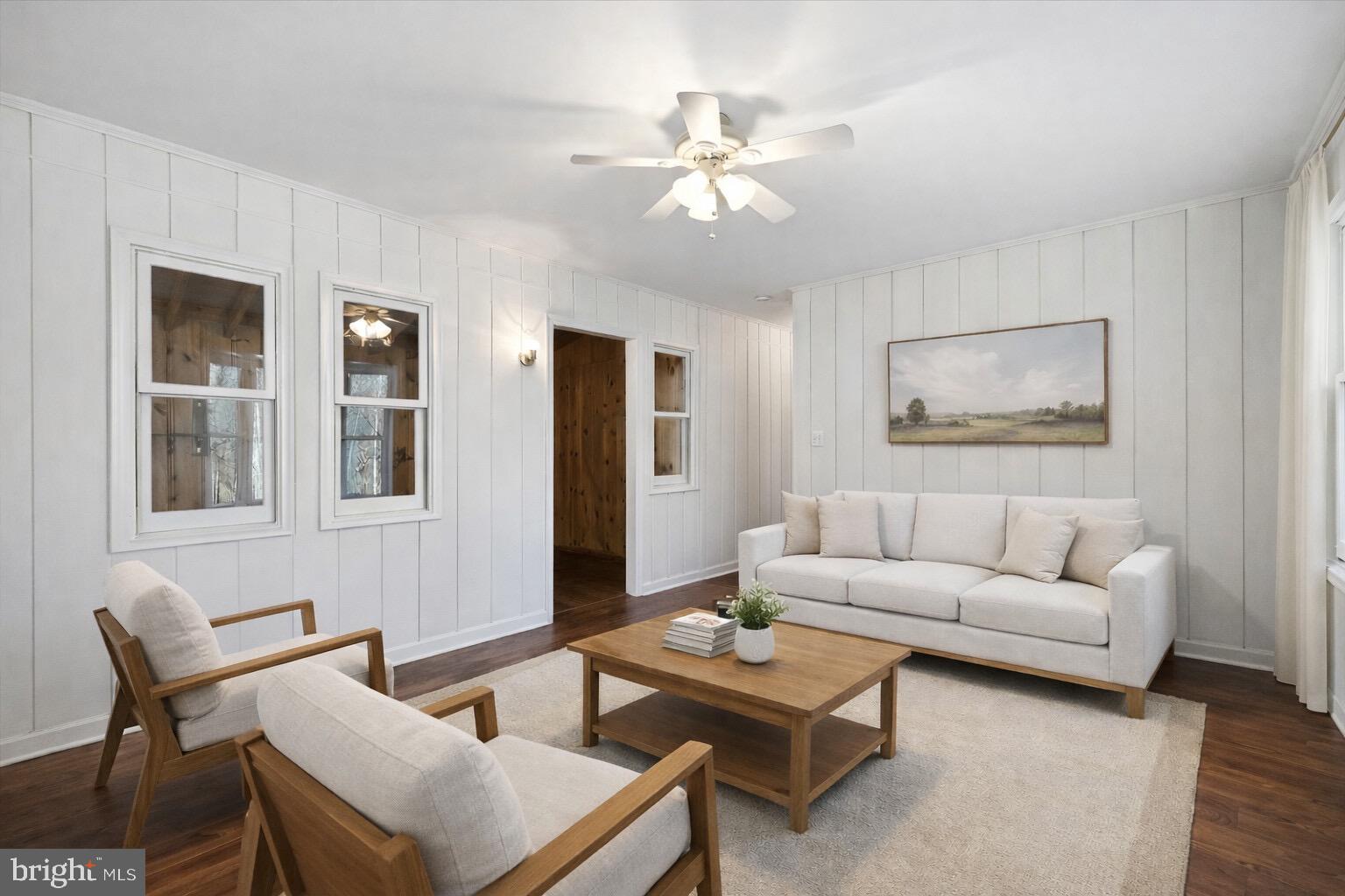 558 HEMLOCK LANE