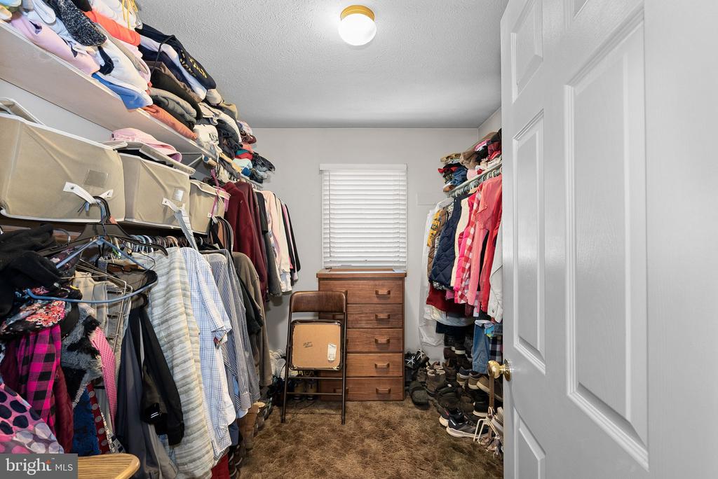 1095 FOREMAN LANE