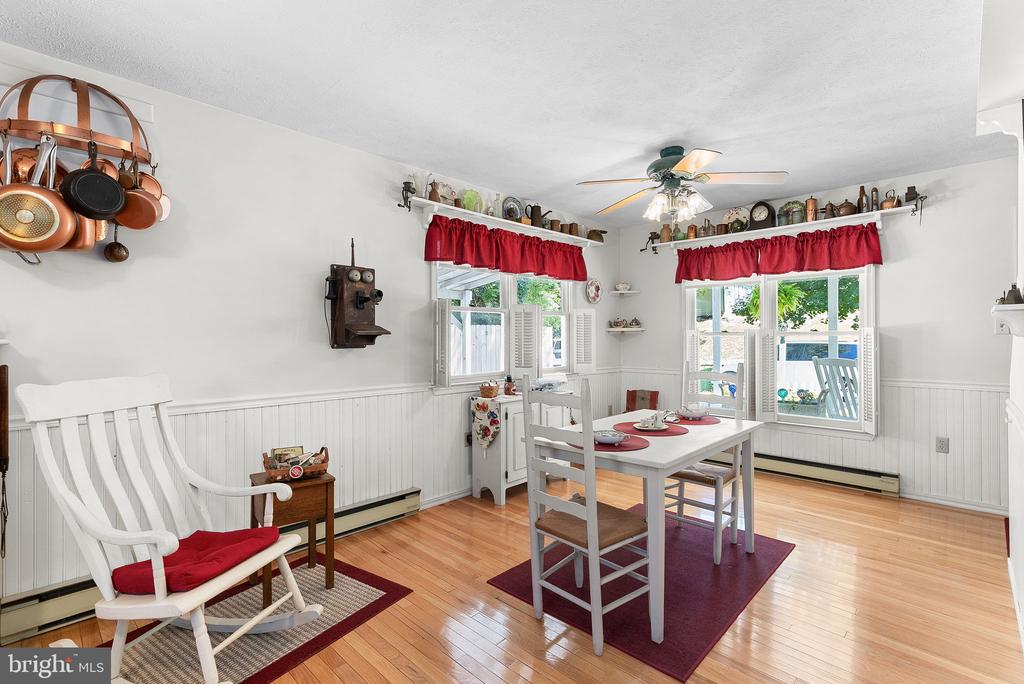 1095 FOREMAN LANE
