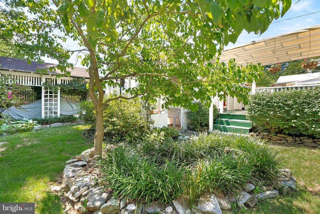 1095 FOREMAN LANE