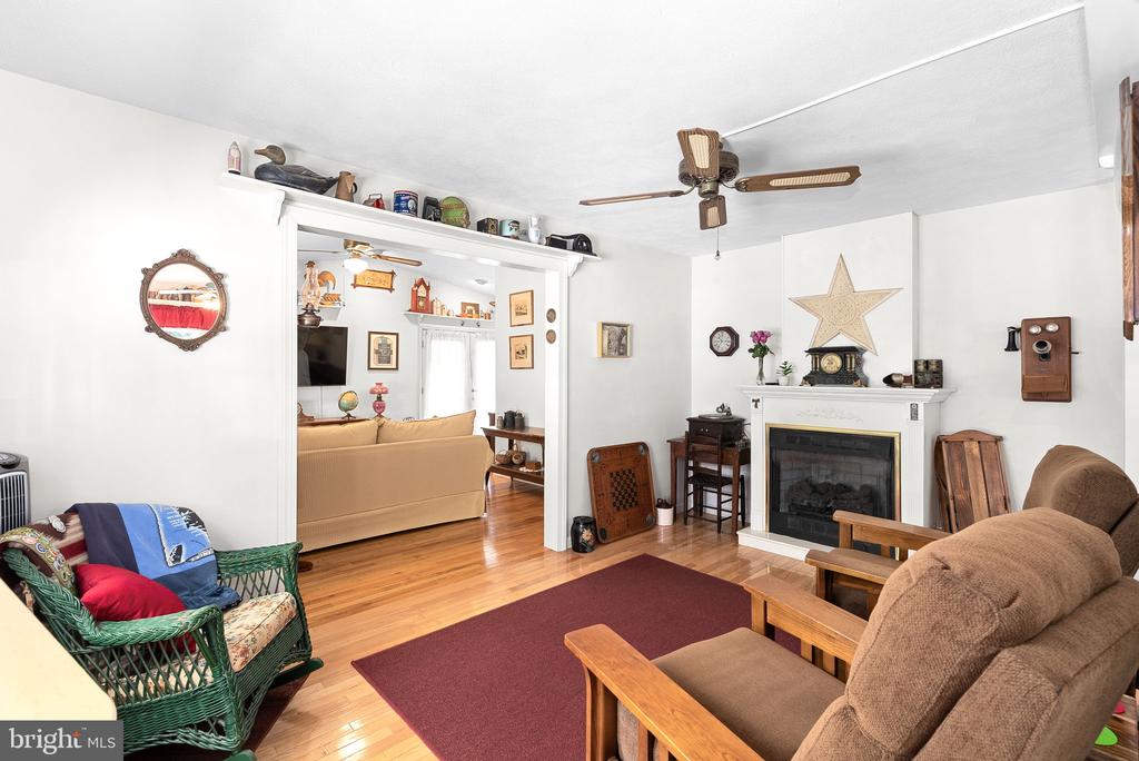 1095 FOREMAN LANE