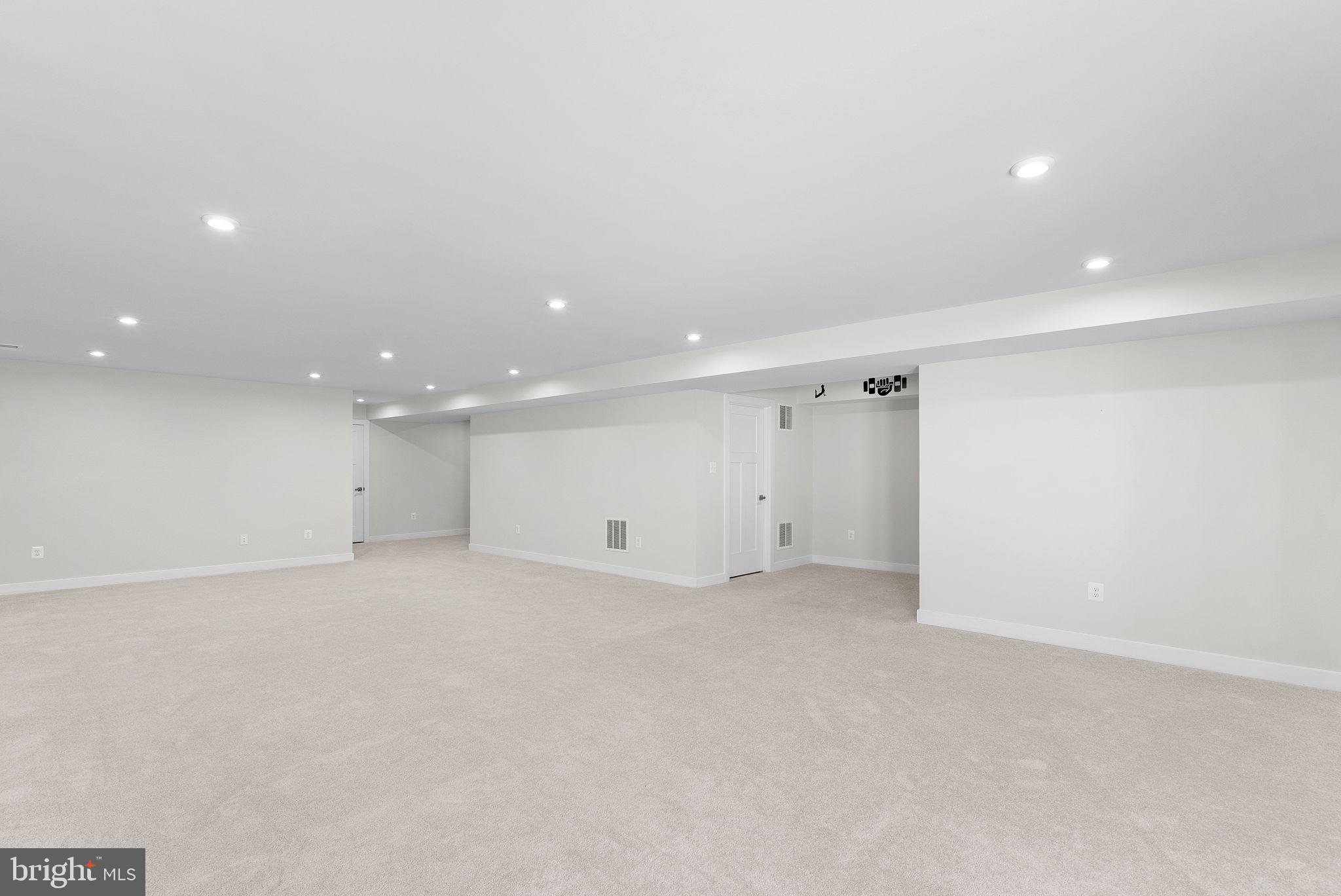 219 SHOE BUCKLE COURT