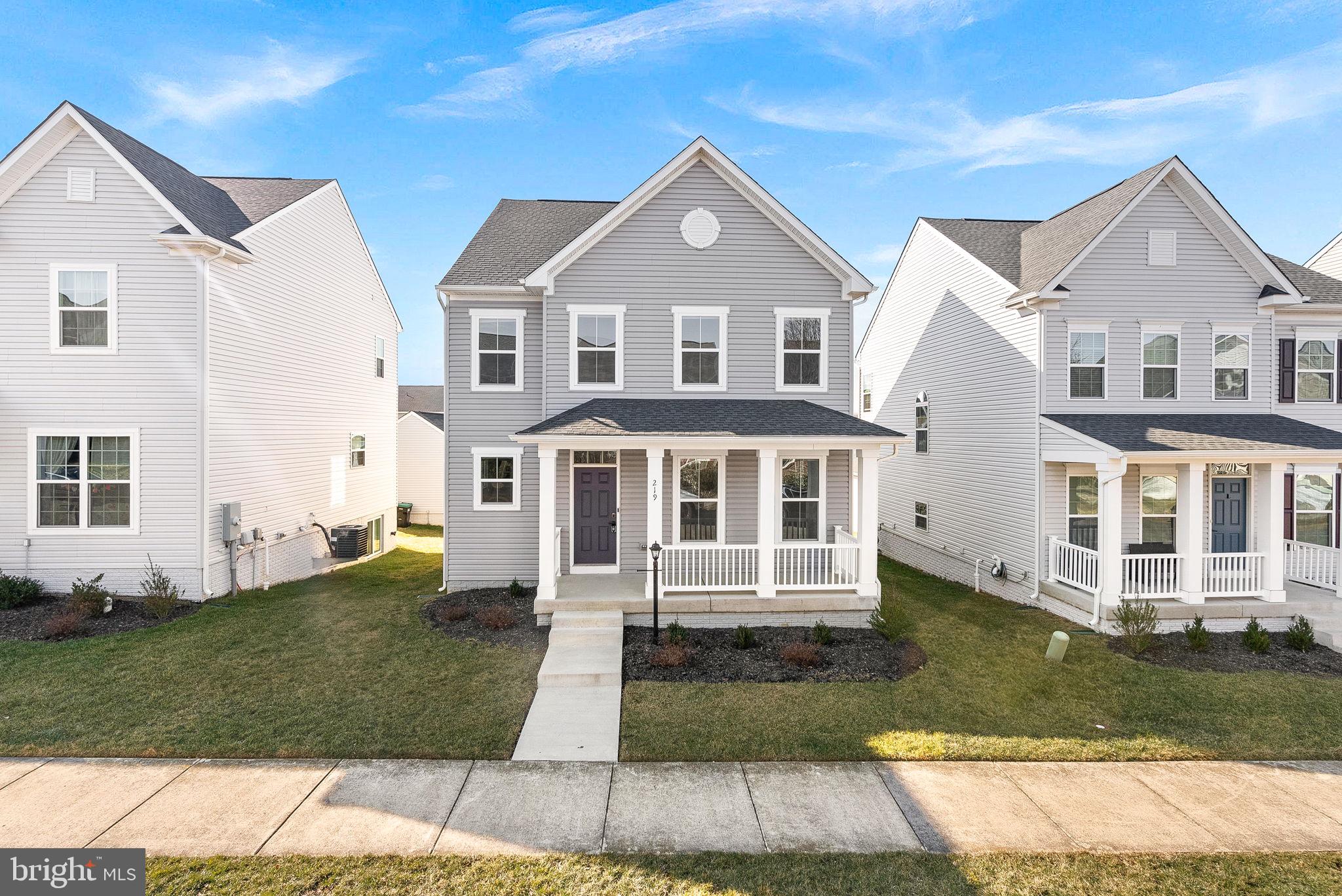 219 SHOE BUCKLE COURT