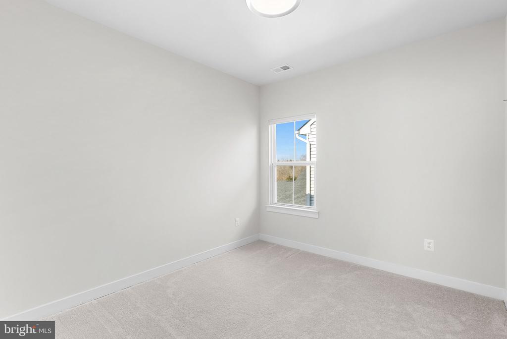 219 SHOE BUCKLE COURT