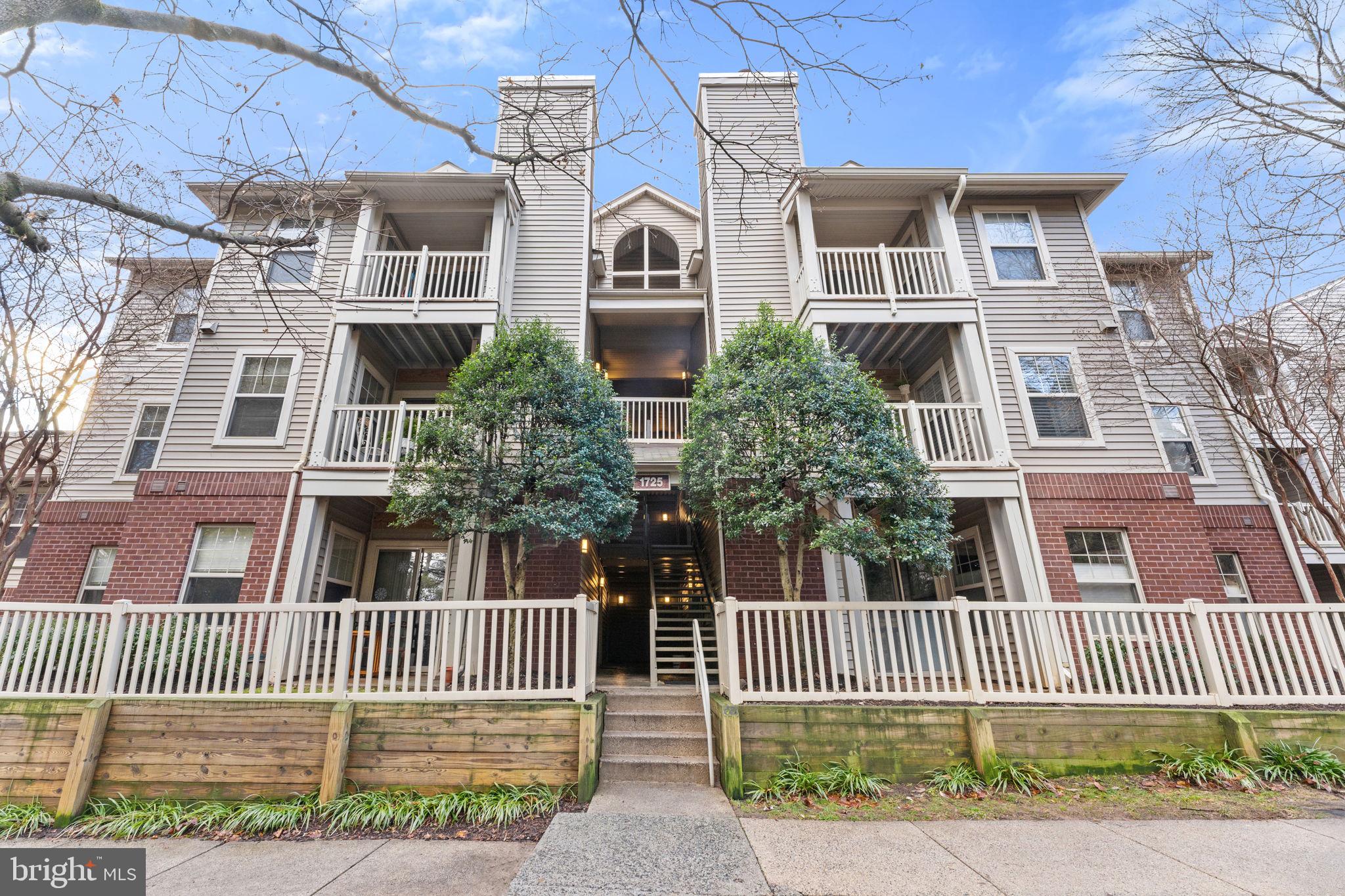 1725 ASCOT WAY 1725D