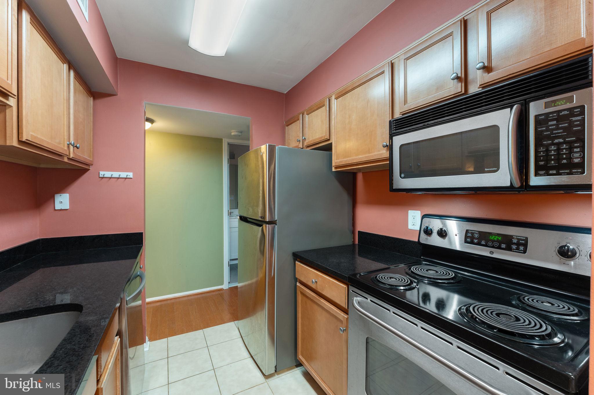 1725 ASCOT WAY 1725D