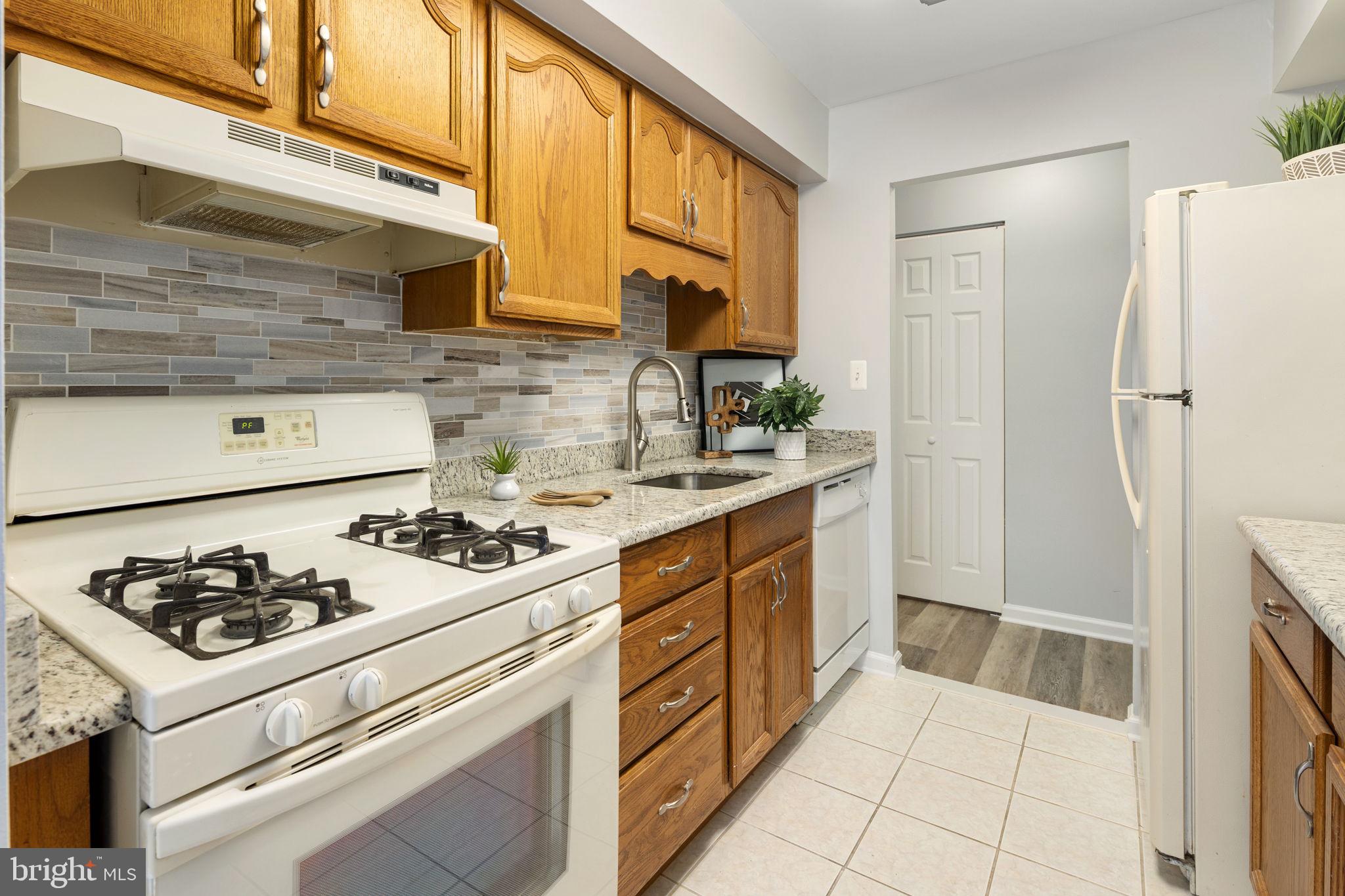 3354 WOODBURN ROAD 14