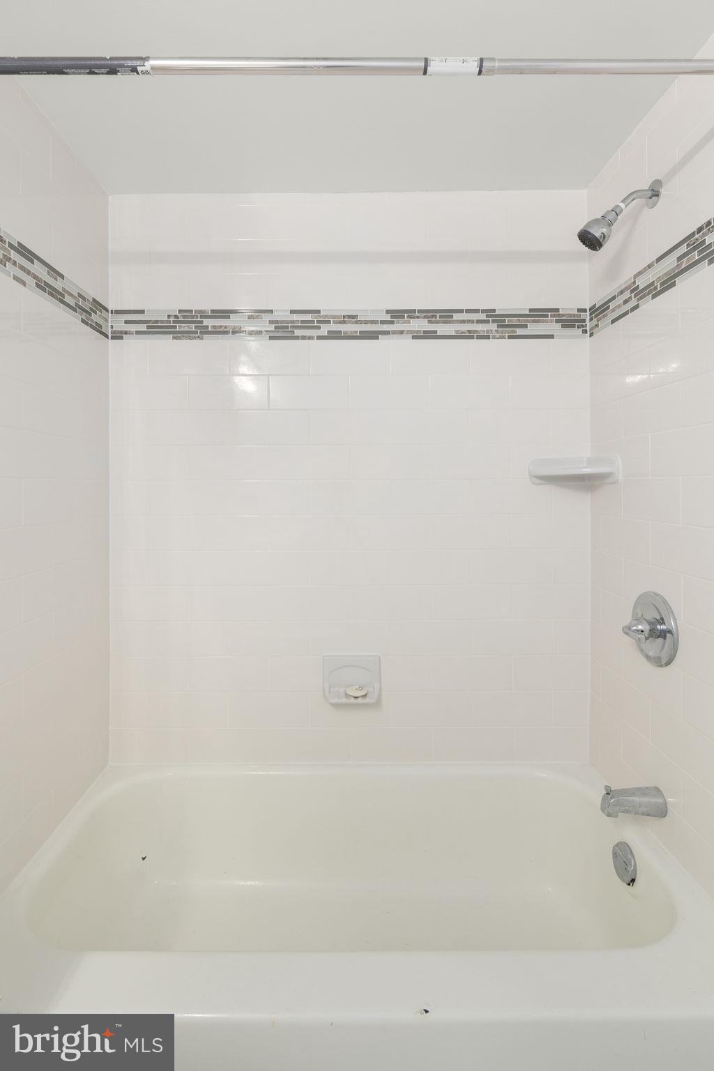 3354 WOODBURN ROAD 14