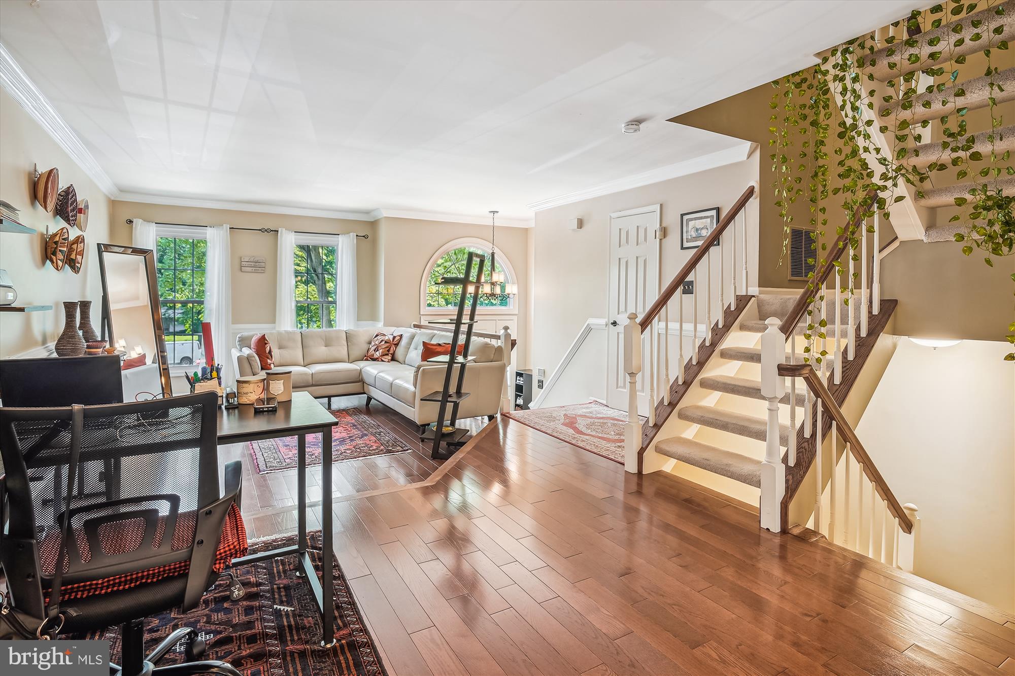 7037 ASHLEIGH MANOR COURT
