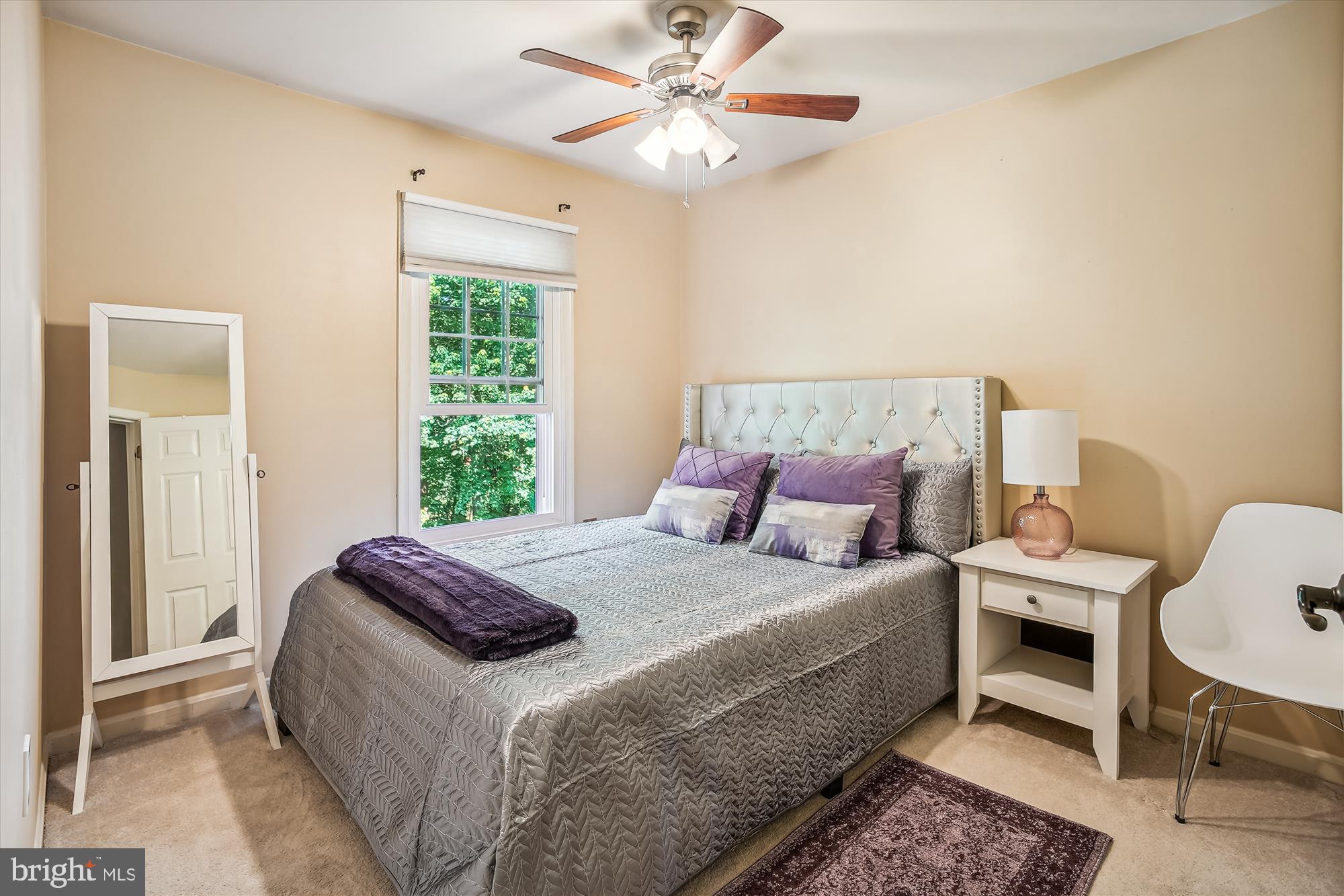7037 ASHLEIGH MANOR COURT