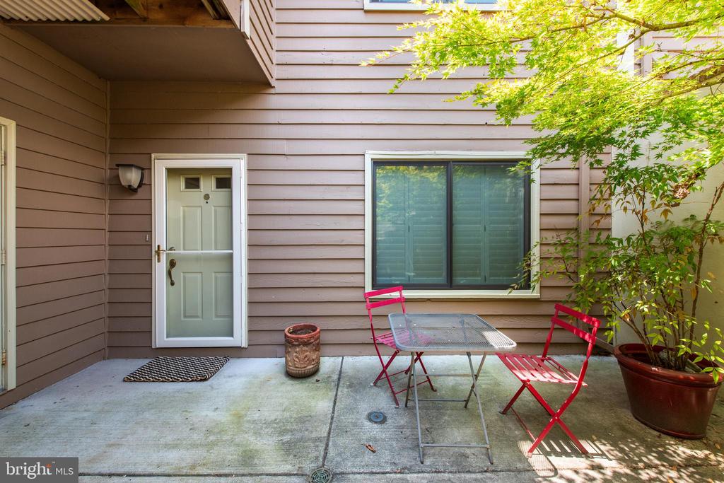 11154 HARBOR COURT 11154