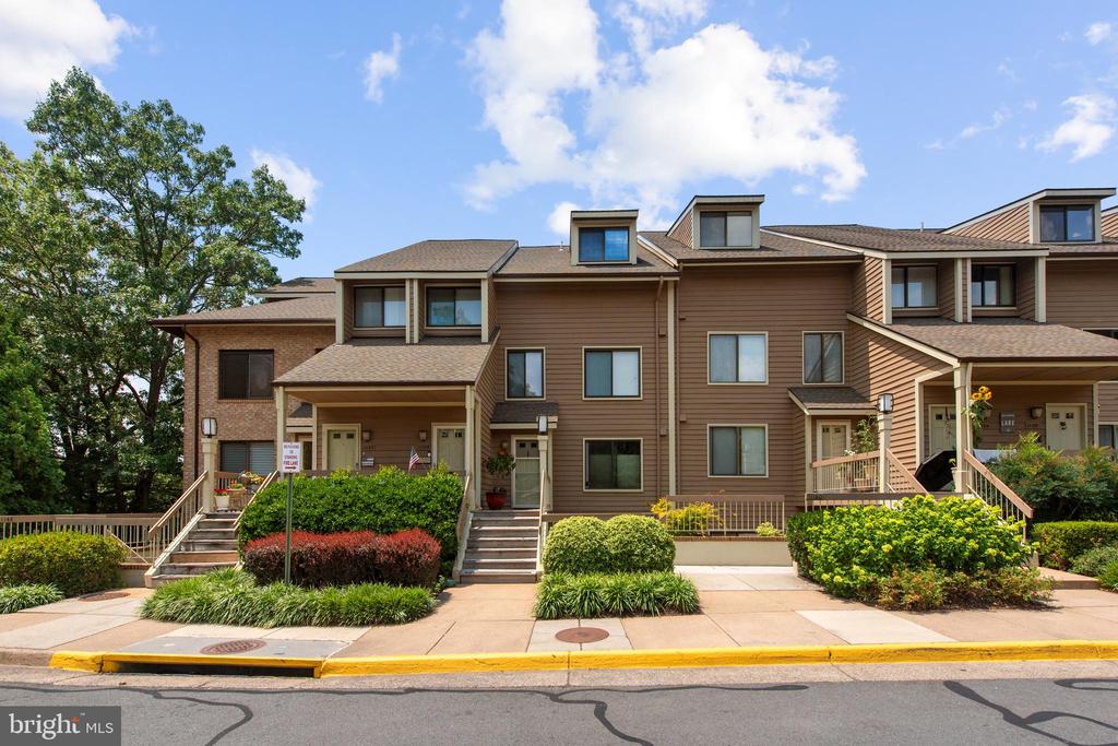 11154 HARBOR COURT 11154