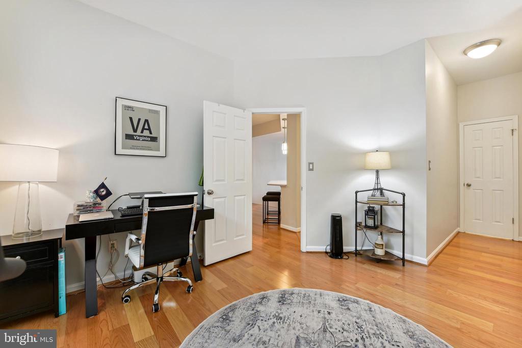 11154 HARBOR COURT 11154