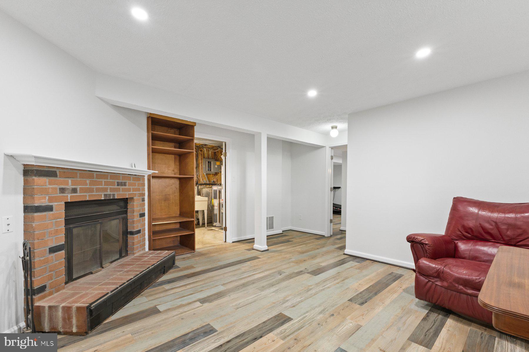 8508 RIPPLED CREEK COURT