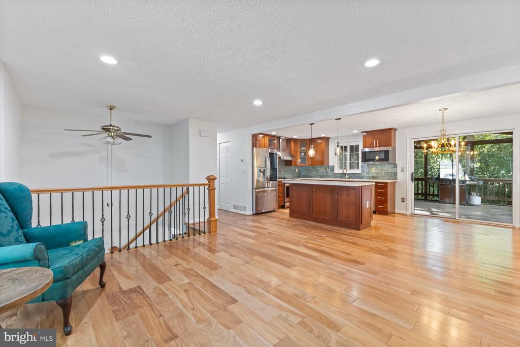 8508 RIPPLED CREEK COURT