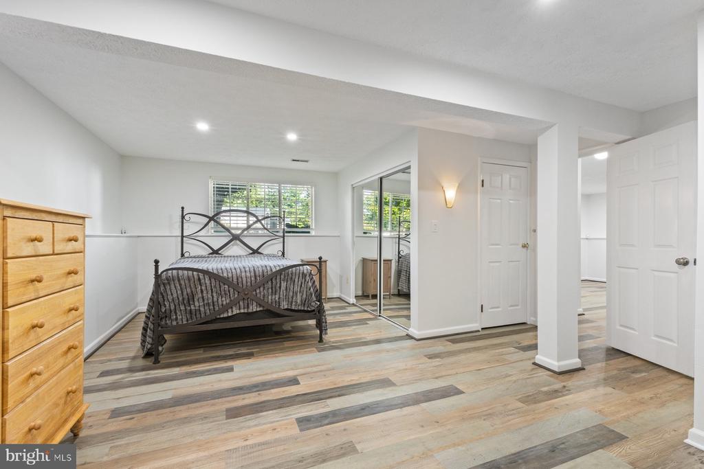 8508 RIPPLED CREEK COURT