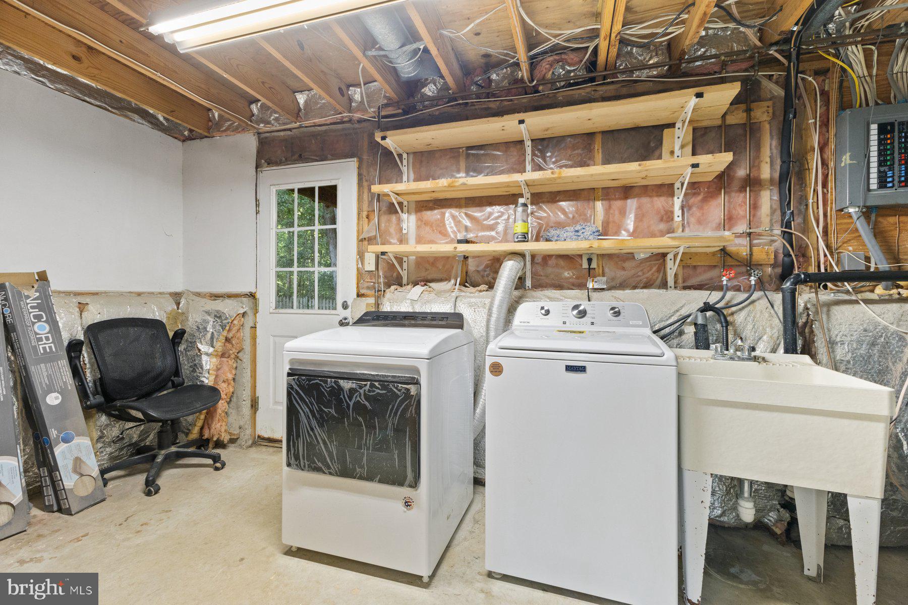 8508 RIPPLED CREEK COURT
