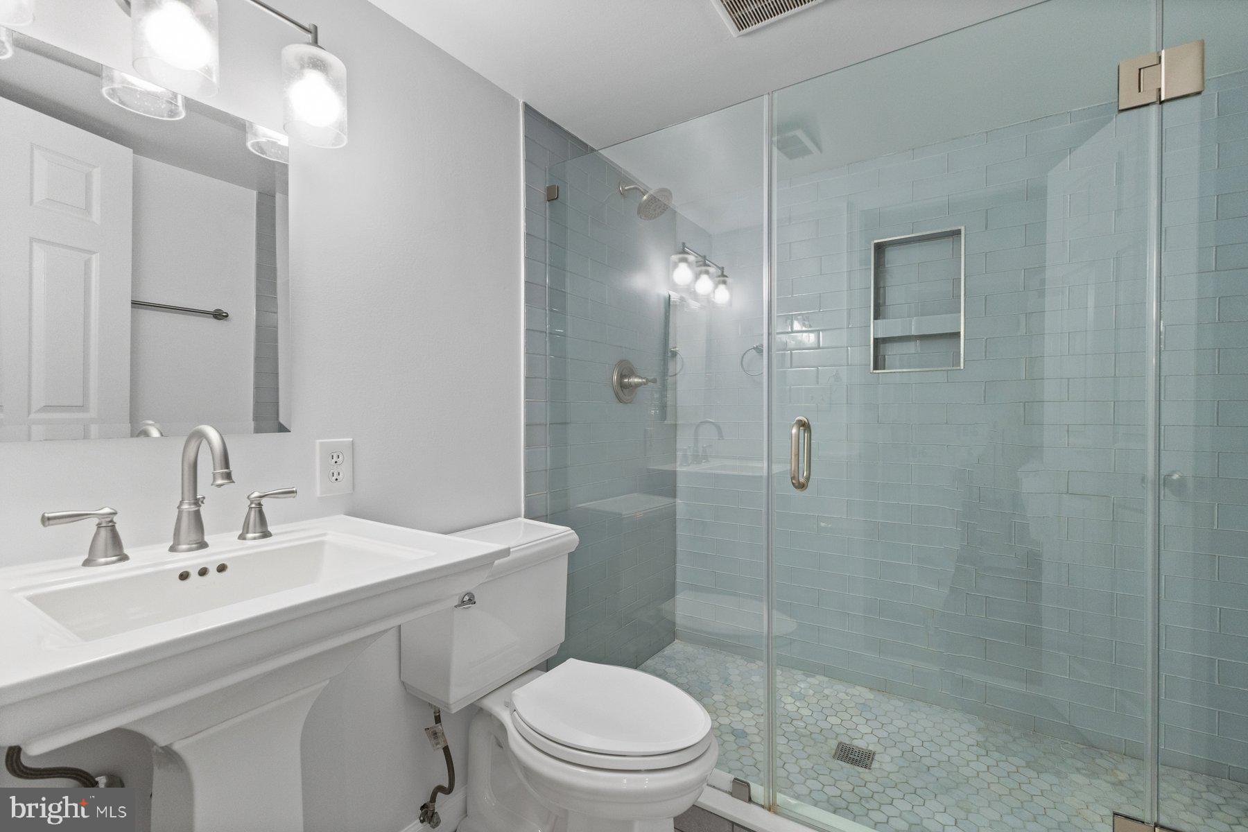 8508 RIPPLED CREEK COURT