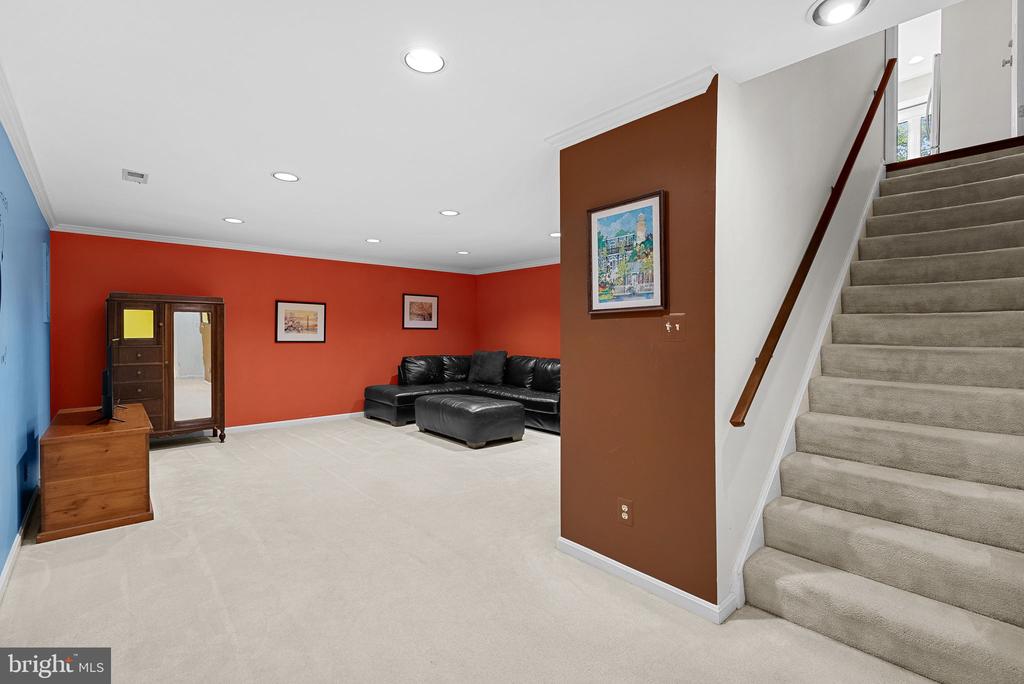 2950 BROOK MILL COURT