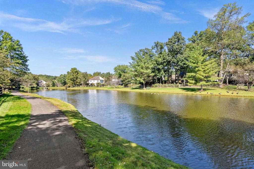 2950 BROOK MILL COURT