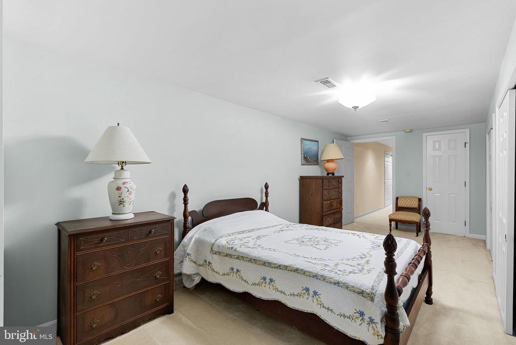2950 BROOK MILL COURT