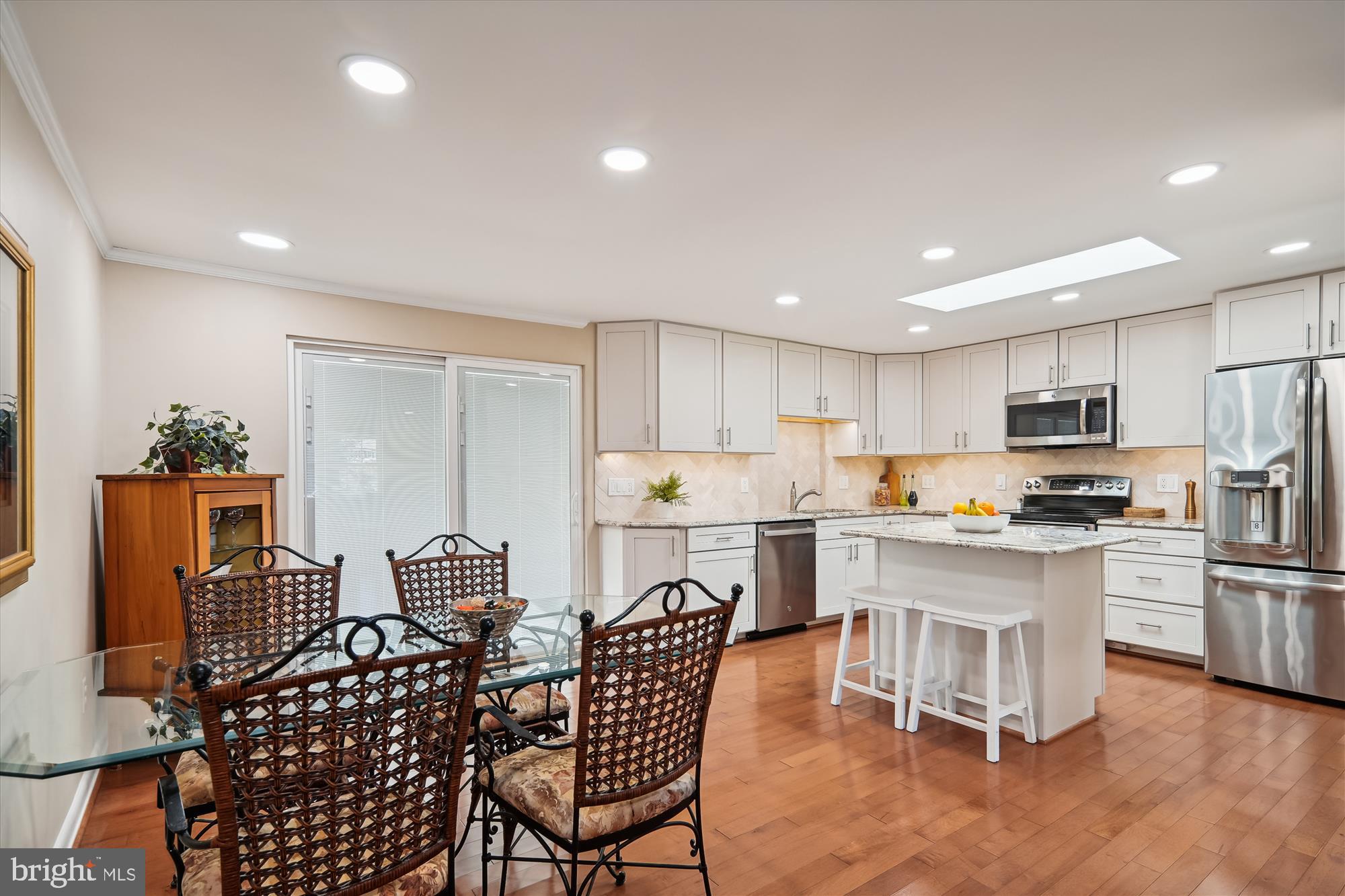 7605 CAMP ALGER AVENUE