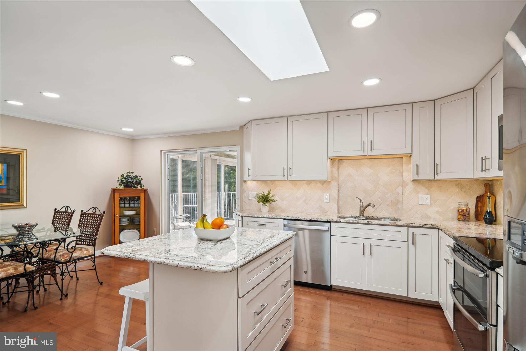 7605 CAMP ALGER AVENUE