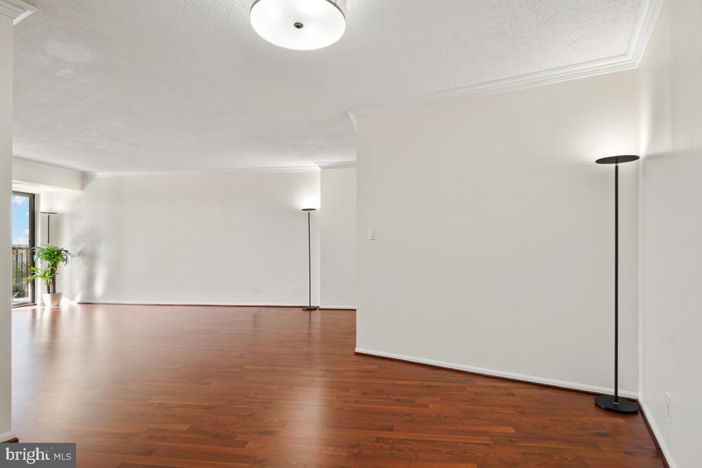 5903 MOUNT EAGLE DRIVE 1611