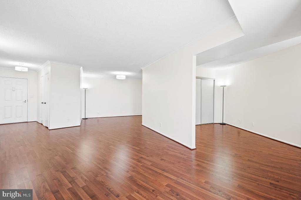 5903 MOUNT EAGLE DRIVE 1611