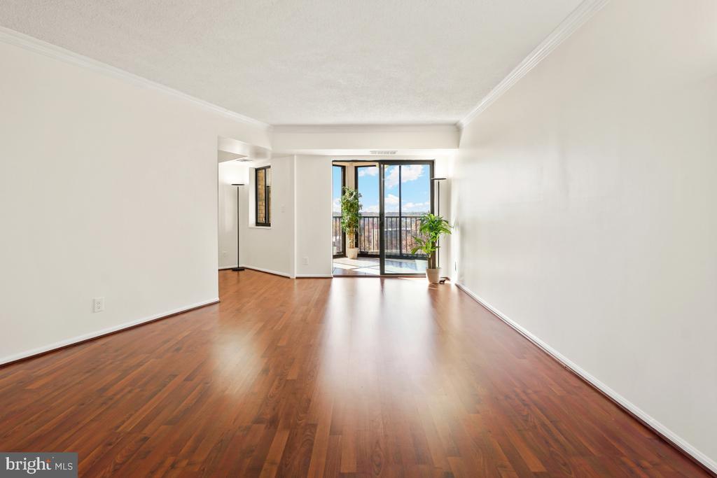 5903 MOUNT EAGLE DRIVE 1611