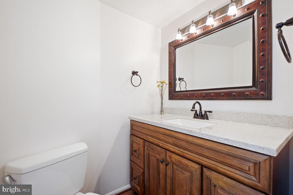 5903 MOUNT EAGLE DRIVE 1611