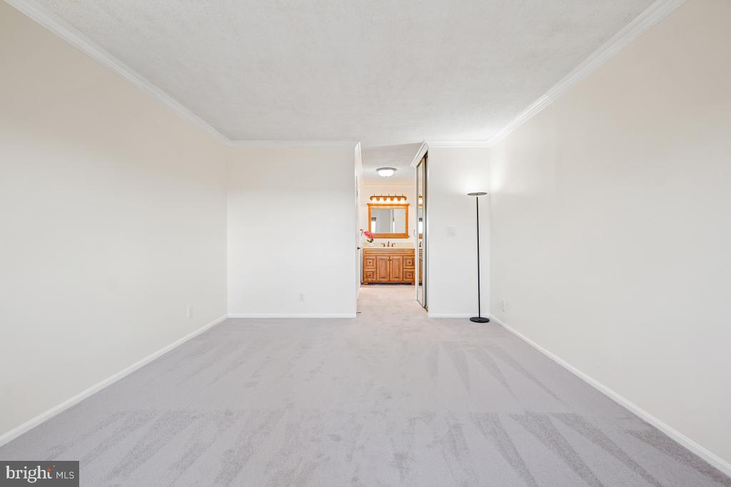 5903 MOUNT EAGLE DRIVE 1611