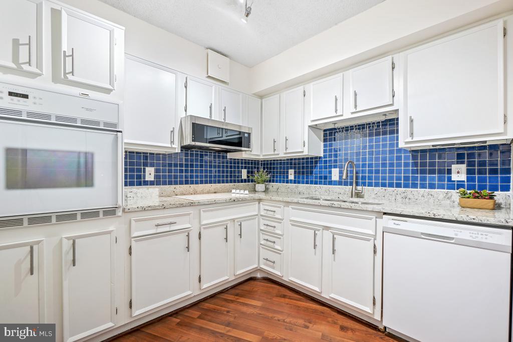 5903 MOUNT EAGLE DRIVE 1611