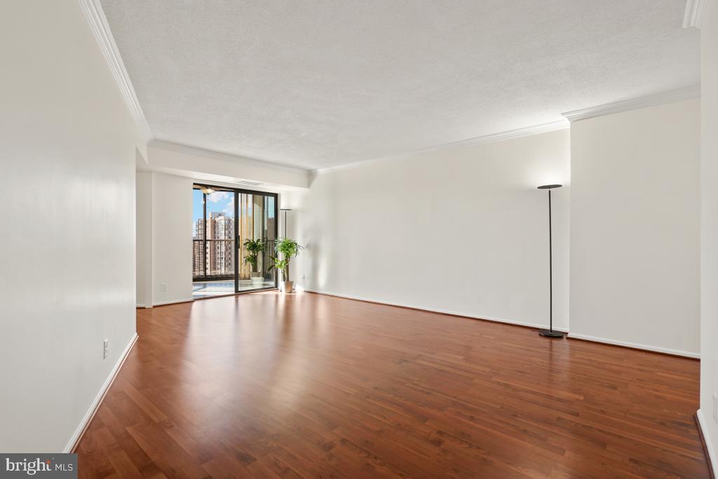 5903 MOUNT EAGLE DRIVE 1611